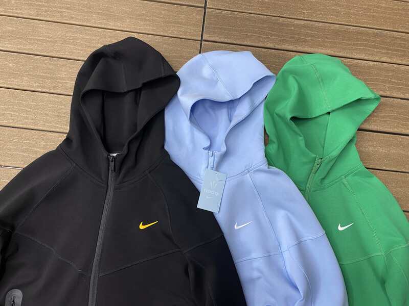 CONJUNTO NK TECH FLEECE - Desconto de Primeira Compra
