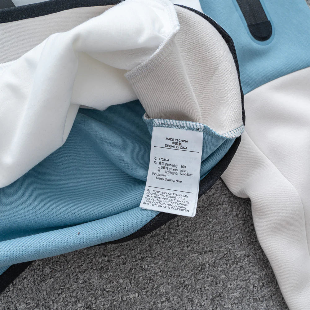 CONJUNTO NK TECH FLEECE - Desconto de Primeira Compra