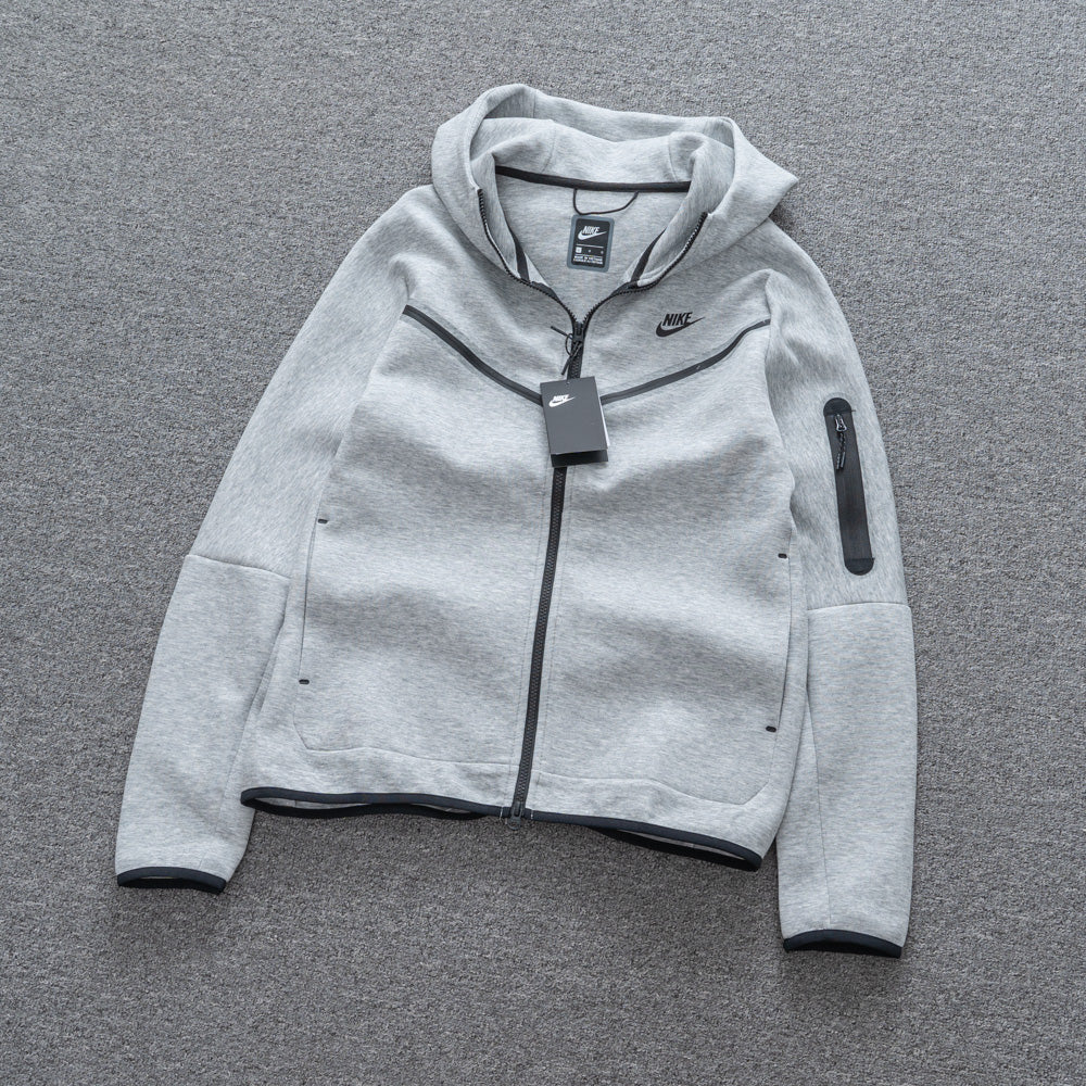CONJUNTO NK TECH FLEECE - Desconto de Primeira Compra