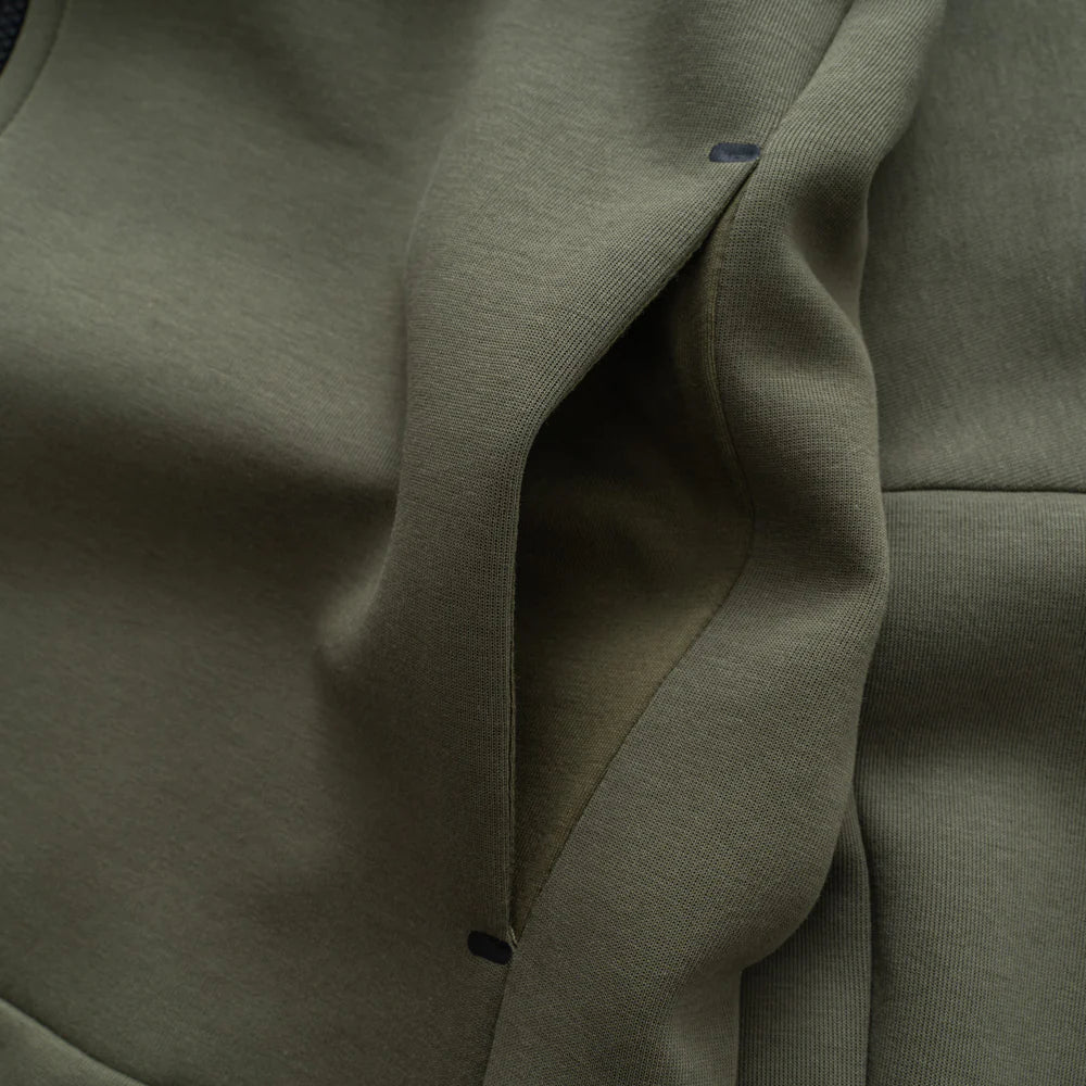 CONJUNTO NK TECH FLEECE - Desconto de Primeira Compra