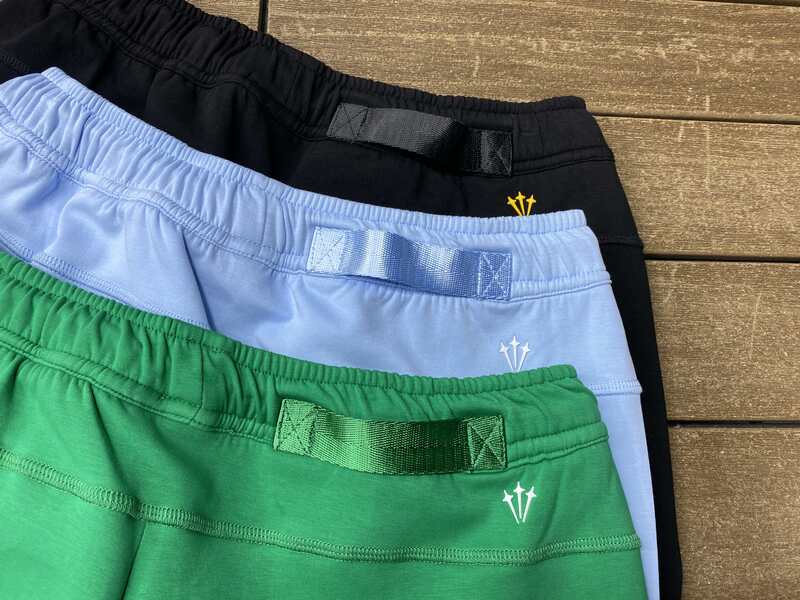 CONJUNTO NK TECH FLEECE - Desconto de Primeira Compra