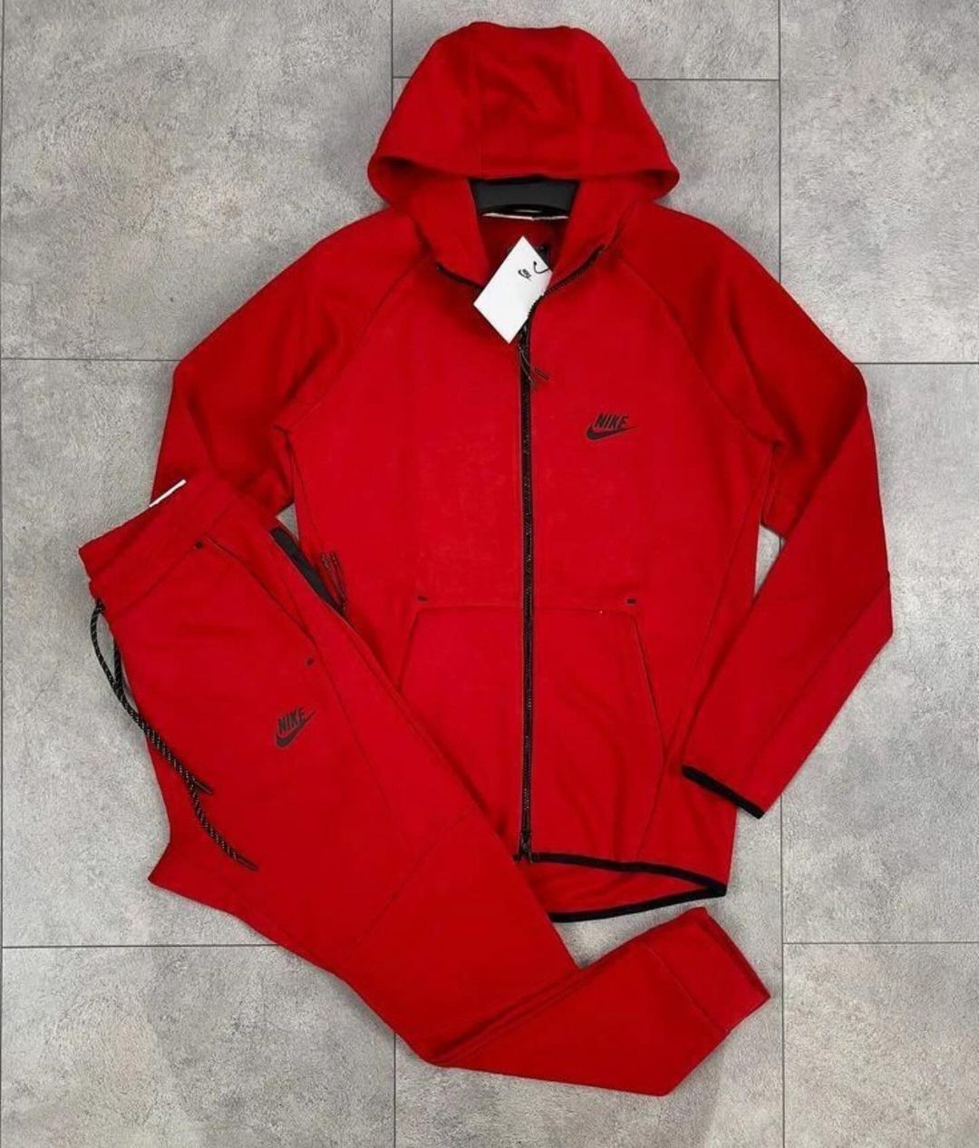 CONJUNTO NK TECH FLEECE - Desconto de Primeira Compra