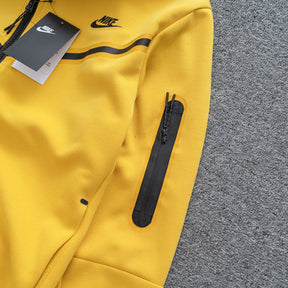 CONJUNTO NK TECH FLEECE - Desconto de Primeira Compra