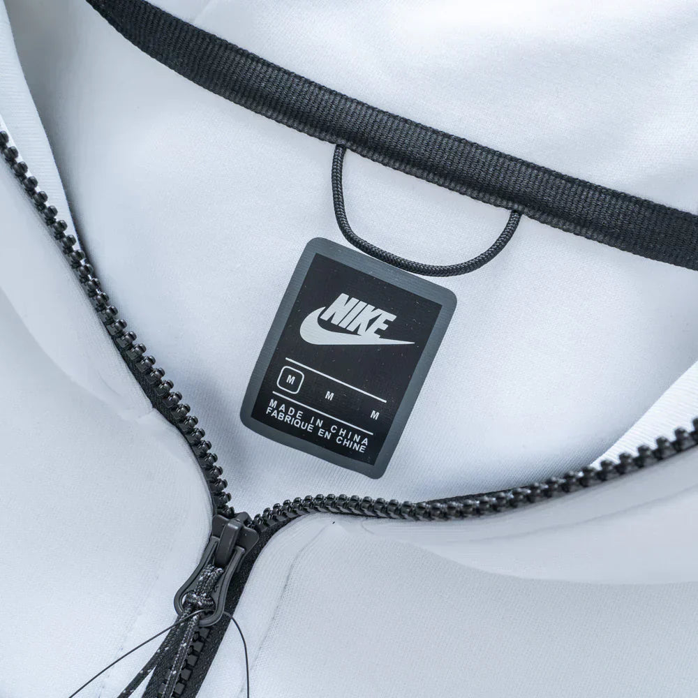 CONJUNTO NK TECH FLEECE - Desconto de Primeira Compra