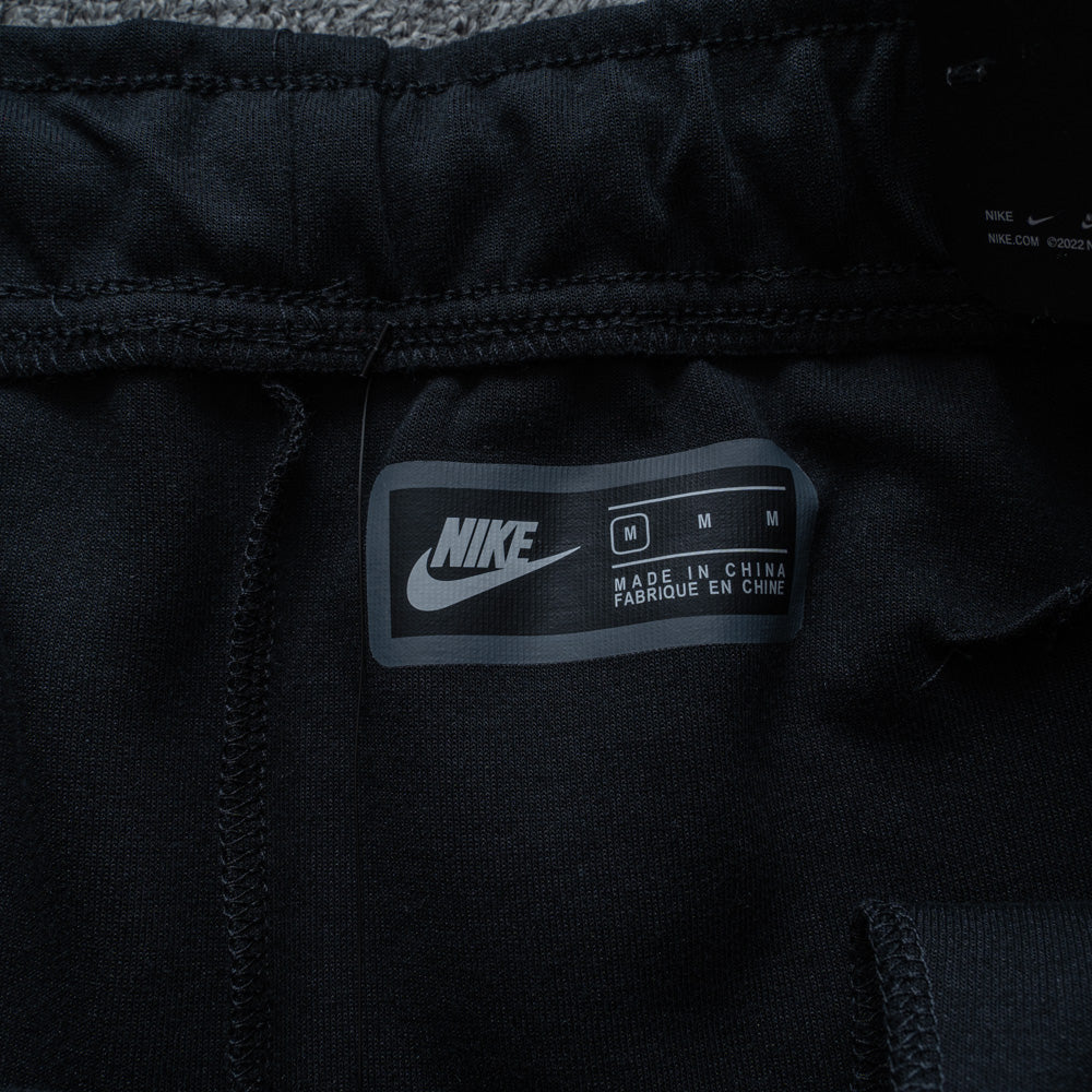 CONJUNTO NK TECH FLEECE - Desconto de Primeira Compra