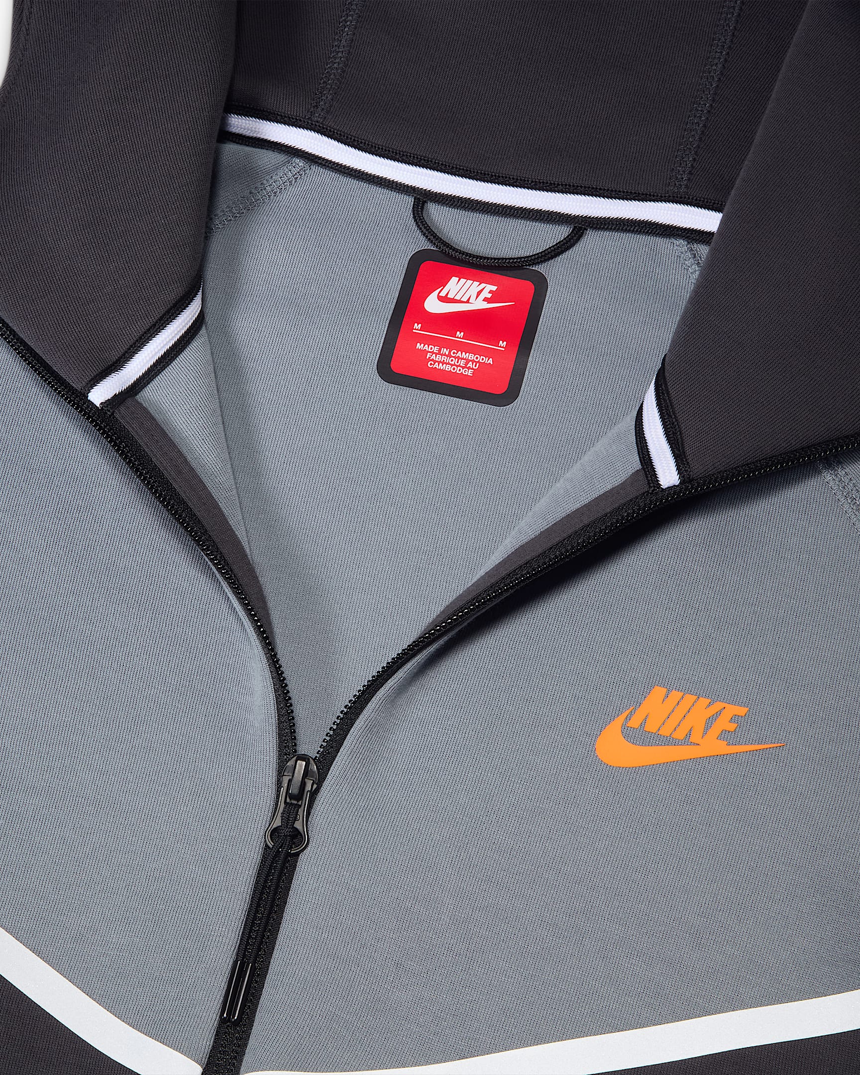 CONJUNTO NK TECH FLEECE - Desconto de Primeira Compra