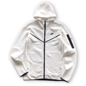 CONJUNTO NK TECH FLEECE - Desconto de Primeira Compra