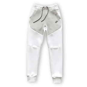 CONJUNTO NK TECH FLEECE - Desconto de Primeira Compra